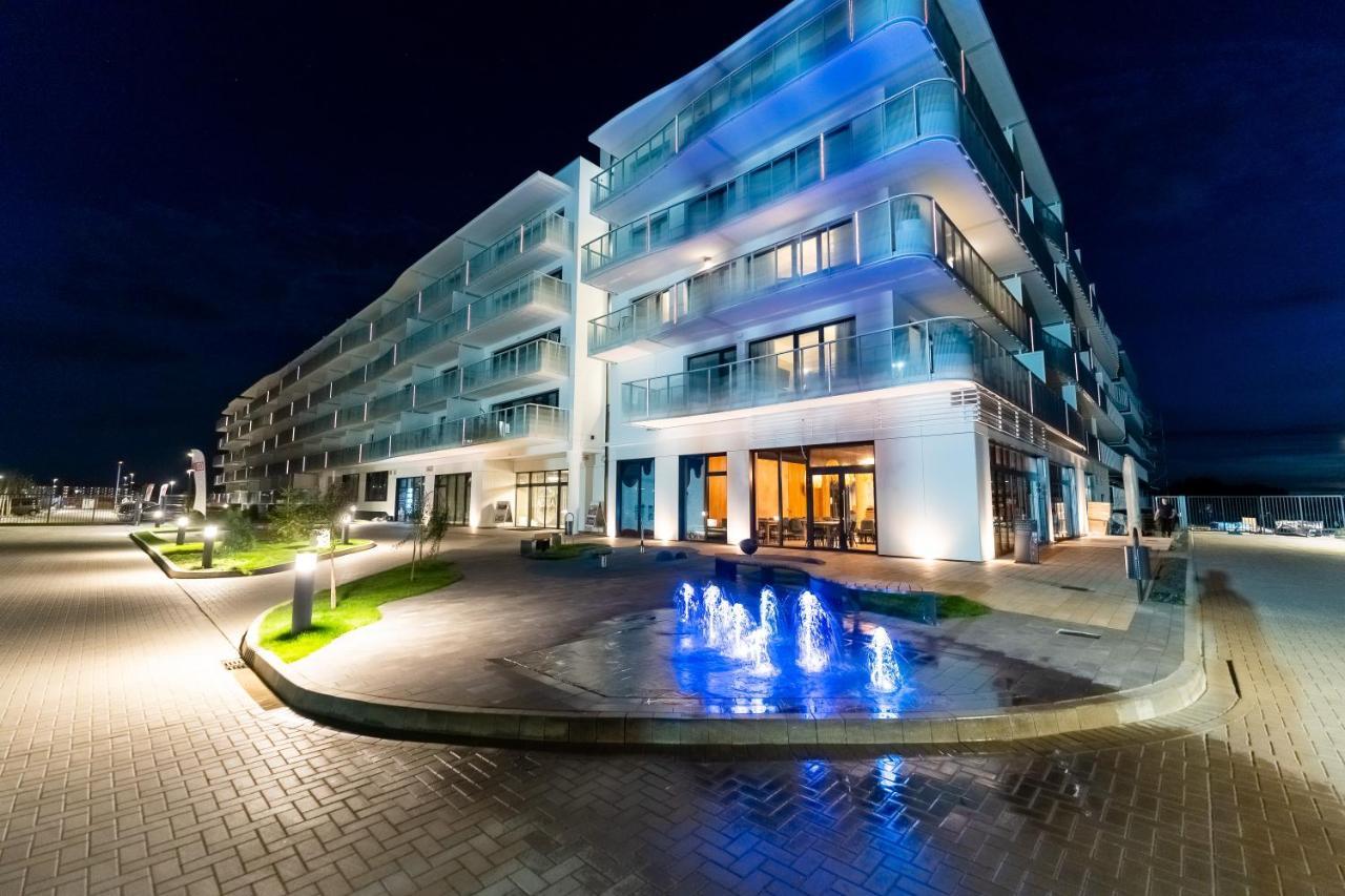 Polanki Aqua Apartamenty Nielimitowany Dostep Do Basenow Parking Free 코워브제크 외부 사진